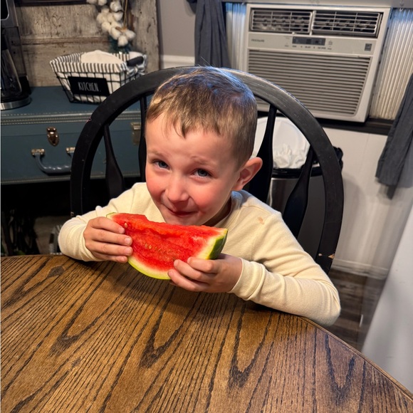 Meet your Posher, Stephanie - Picture 11 of 13